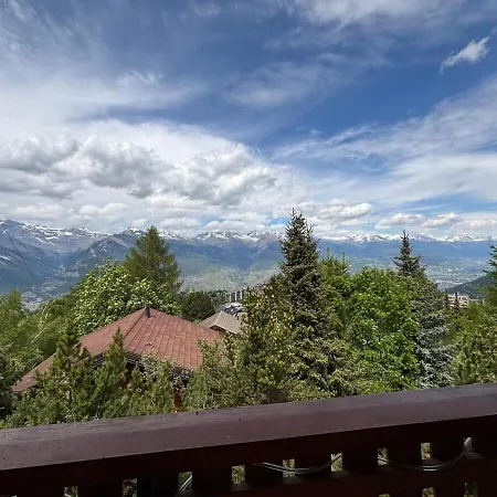 Cozy With View-peaceful Escape In